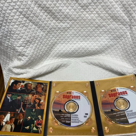 The SAPRANOS The Complete Third Season - Picture 3 of 7